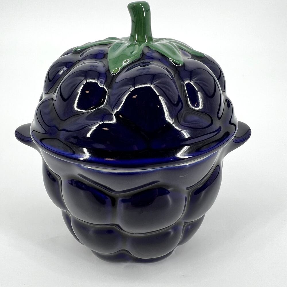 Le Creuset Blackberry Petit Mini Casserole Cocotte Preowned No Box